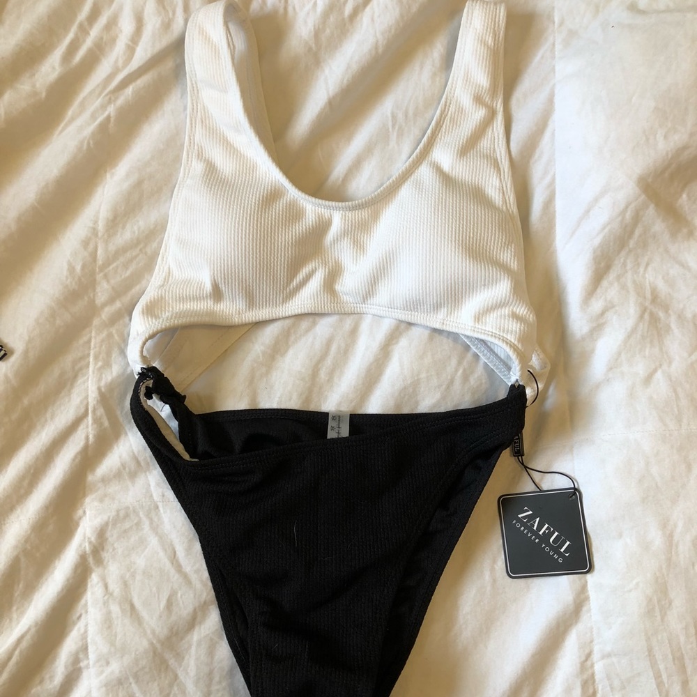 NWT Zaful One piece bathingsuit